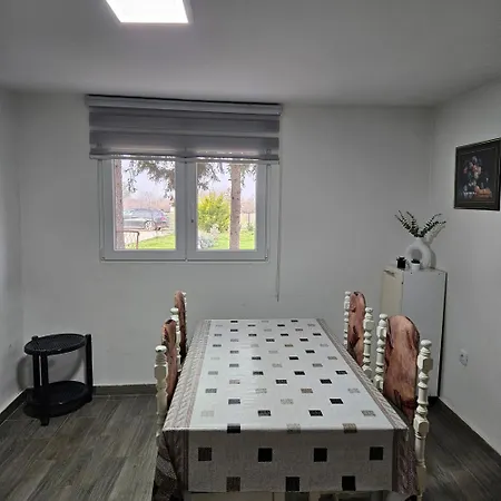 Holiday home Diamond House Rent Vikendica Beska