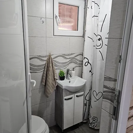 Dom wakacyjny Diamond House Rent Vikendica