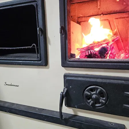 Dom wakacyjny Diamond House Rent Vikendica Beška