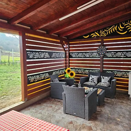 Diamond House Rent Vikendica Holiday home Beska