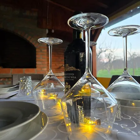 Dom wakacyjny Diamond House Rent Vikendica Beška