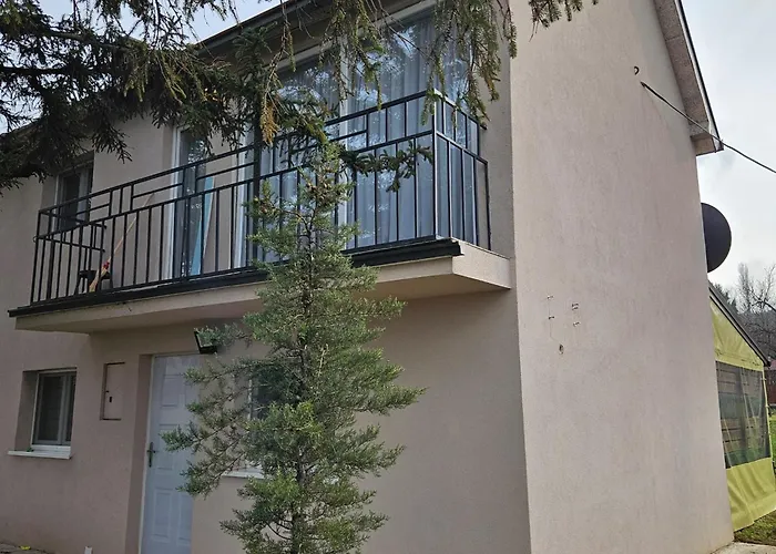 Semesterbostad Diamond House Rent Vikendica *