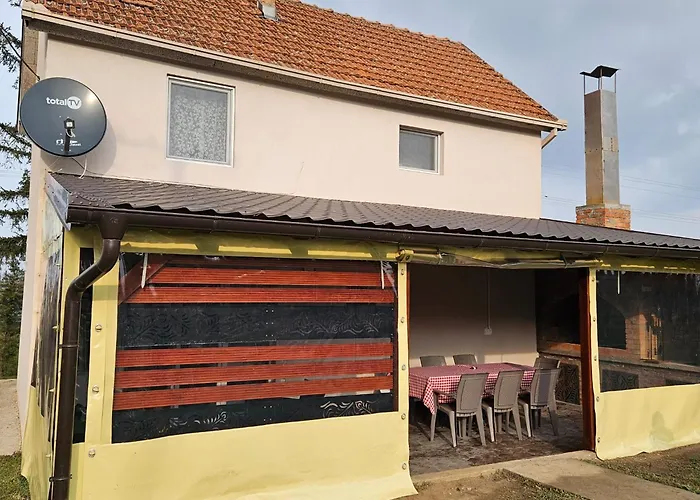 Semesterbostad Diamond House Rent Vikendica *