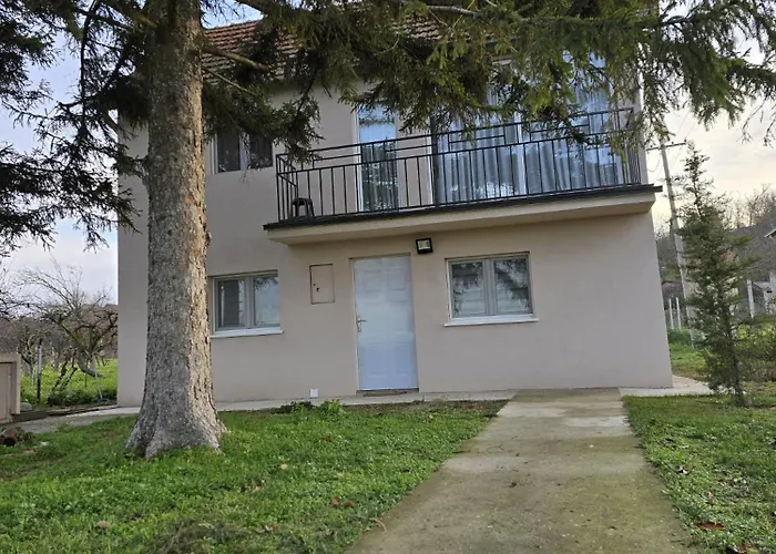 Semesterbostad Diamond House Rent Vikendica *